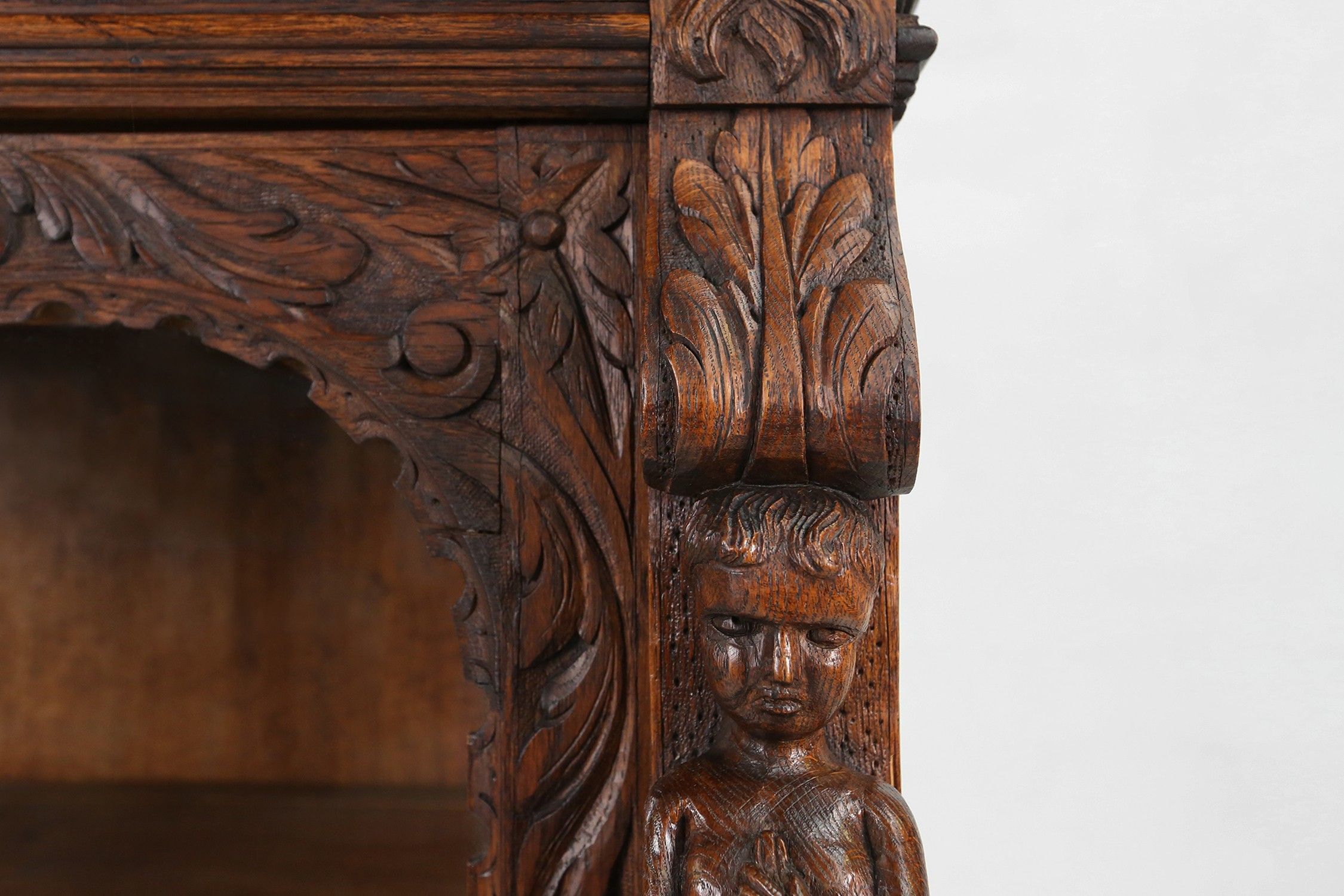 Richly decorated baroque style display case in oak, Belgium 20th centurythumbnail
